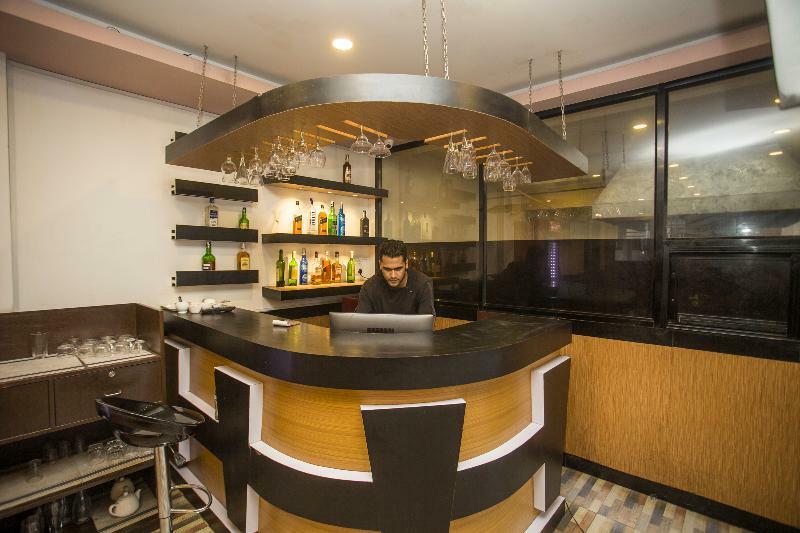 Oyo 11474 Gangaur Regency Boutique Hotel Katmandu Kültér fotó